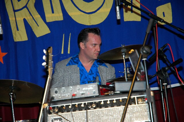 min 2005 11 26 riot 089